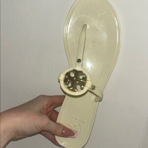 Tory Burch Cream Sandals with Logo Detail
